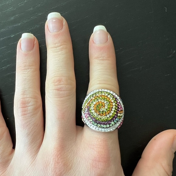 Colorful Statement Ring. - Picture 5 of 6